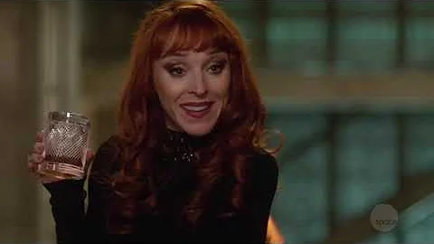 Supernatural 13x12 Rowena finds out that Crowley i...