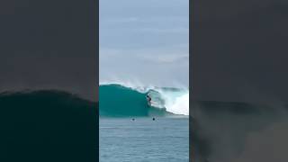 Shane Dorian pulls into 3 barrels in one wave in the Mentawai #surf #mentawai