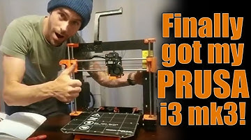 Prusa i3 mk3 kit unboxing, timelapse assembly, and first print
