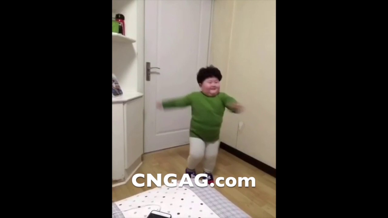 This Chubby Chinese Kid is Killing that Dance