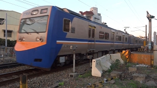 2193次區間車通過斗六市鎮北路平交道
