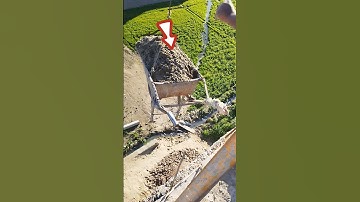 how to load lifting with wheelbarrow #shorts