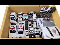 パトカーのミニカーが箱に並びました！１台ずつチェック、坂道走る。緊急走行テスト はたらくくるま