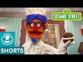 Sesame Street: Making Whoopie Pies in the Library | Smart Cookies