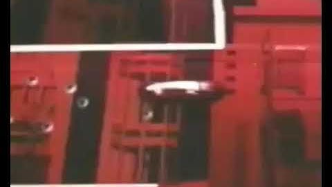 Universal channel ident (2004-2007)