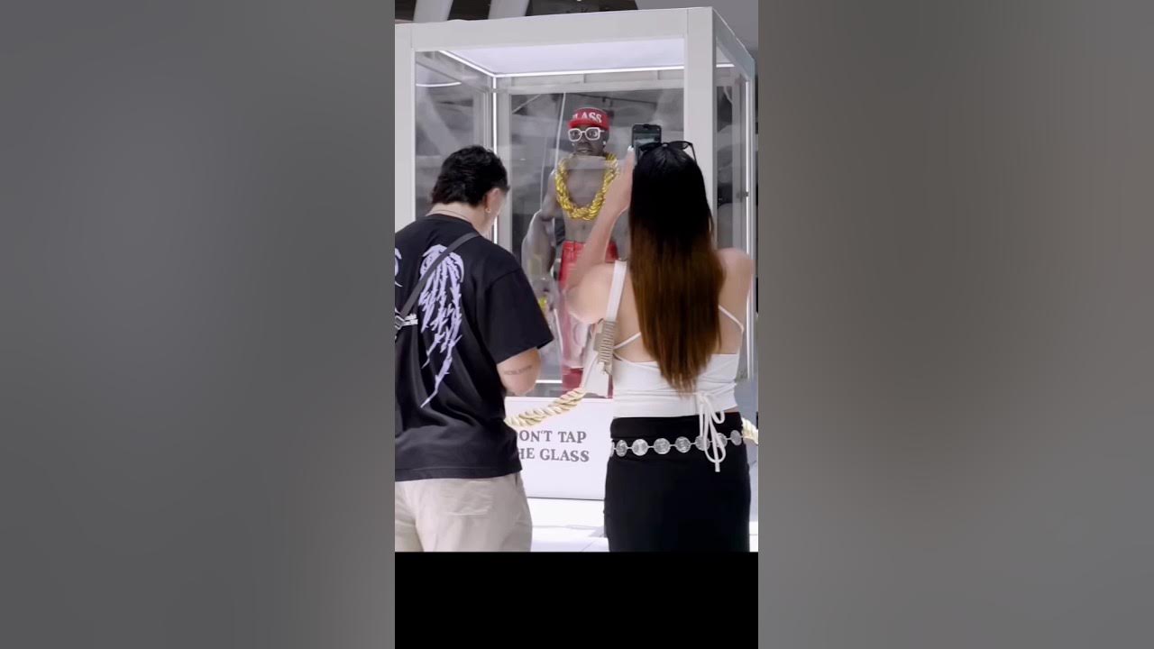 @TylerTheCreator DONT TAP THE GLASS #shorts @TylerTheCreator DONT TAP THE GLASS #shorts