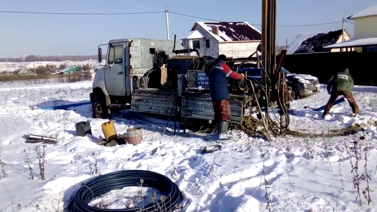 Пенза буровая. Бурение скважин в Пензе. Расход скважин Пензенской области. Реклама бурение скважин монтаж отопления. Авито бурение Пенза Бородачев.