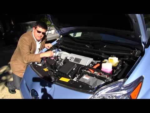 2012 Toyota Prius Plug-In Hybrid Review