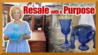 Best deals on antique and vintage finds! Shop this charity resale with me!