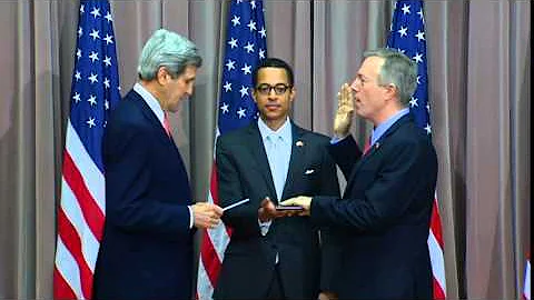 Secretary Kerry at the Swearing-In Ceremony for U.S. Ambassador to Vietnam Ted Osius - DayDayNews