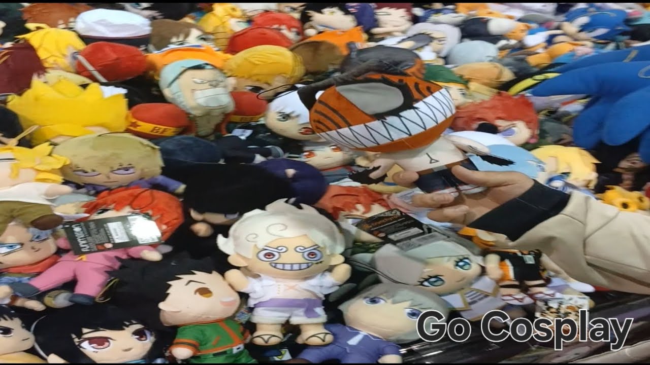 We go to an ANIME CONVENTION!!! day 1-3 [Anime Midwest 2025]