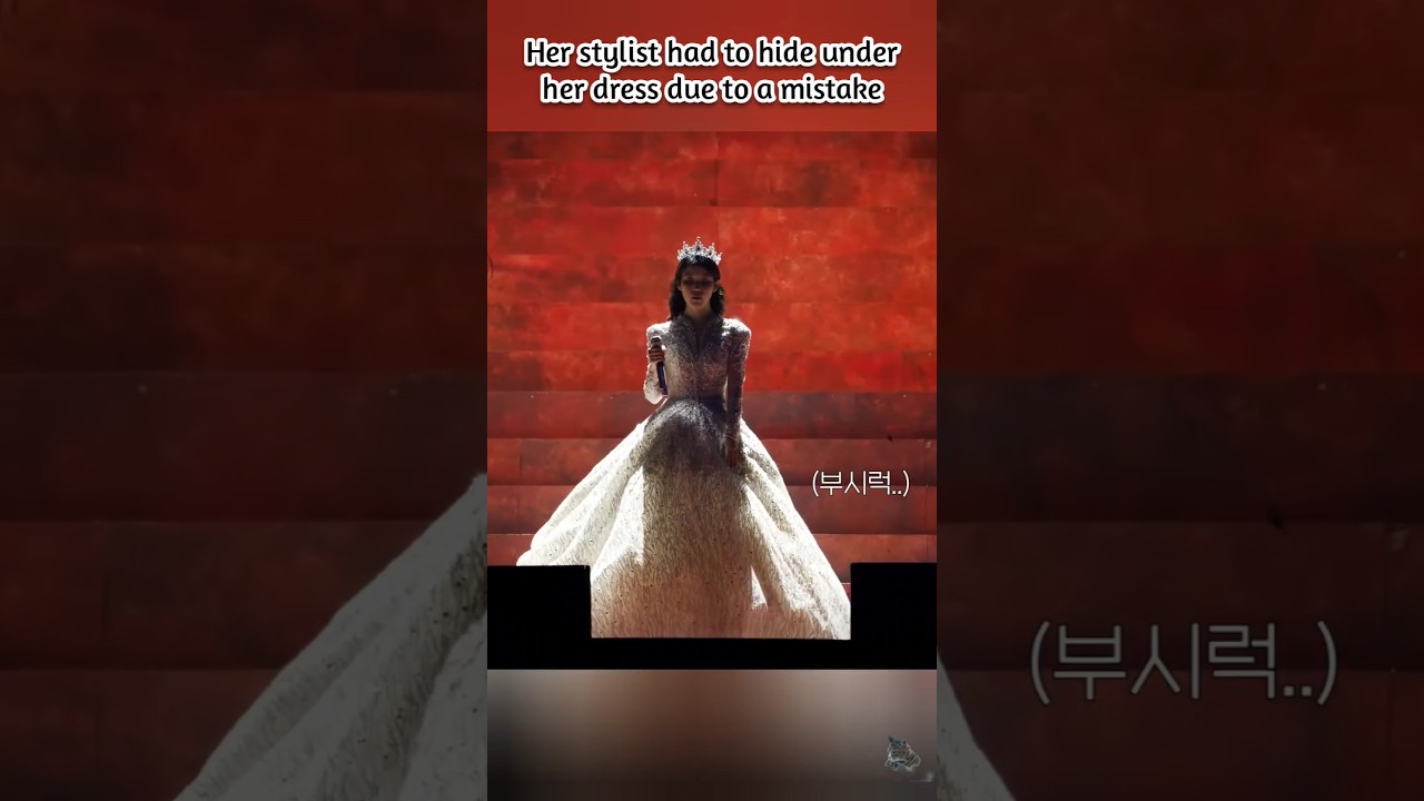 YouTubeでHer stylist had to hide under her dress due to a mistake #Kpop #Shortsを視聴 YouTubeでHer stylist had to hide under her dress due to a mistake #Kpop #Shortsを視聴