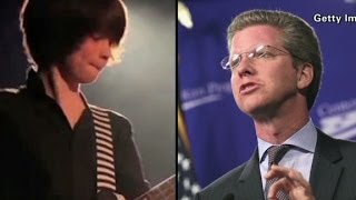White House power parents spawn boy band