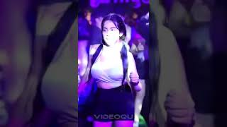 Download Lagu Cewek cantik seksi  Goyang hot😋😋