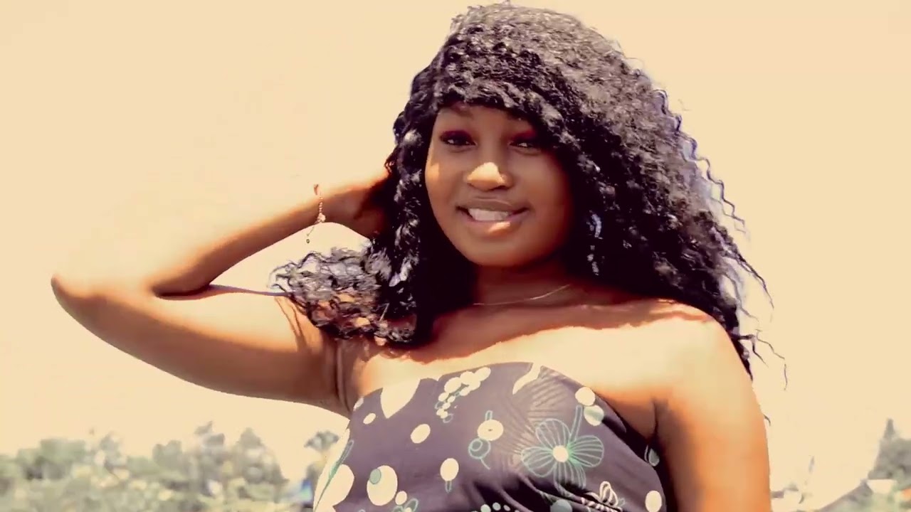 ZAPRO 7 FT FERRE LIHAU DE SON DJEENIVA (CLIP OFFICIEL )