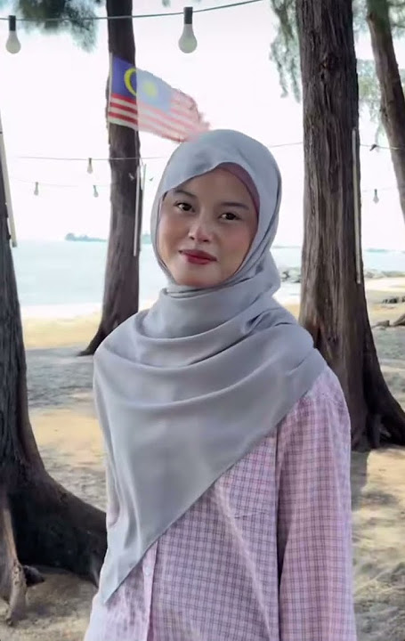 Comel La Adik Ipar Kanda Duk Posing Kat Pantai 😁 #aisyah #aiteam