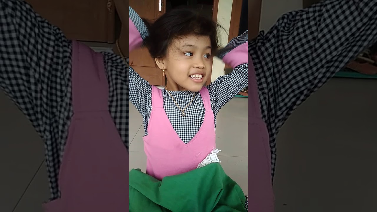  Potong  rambut  anak  cewek tercepat YouTube