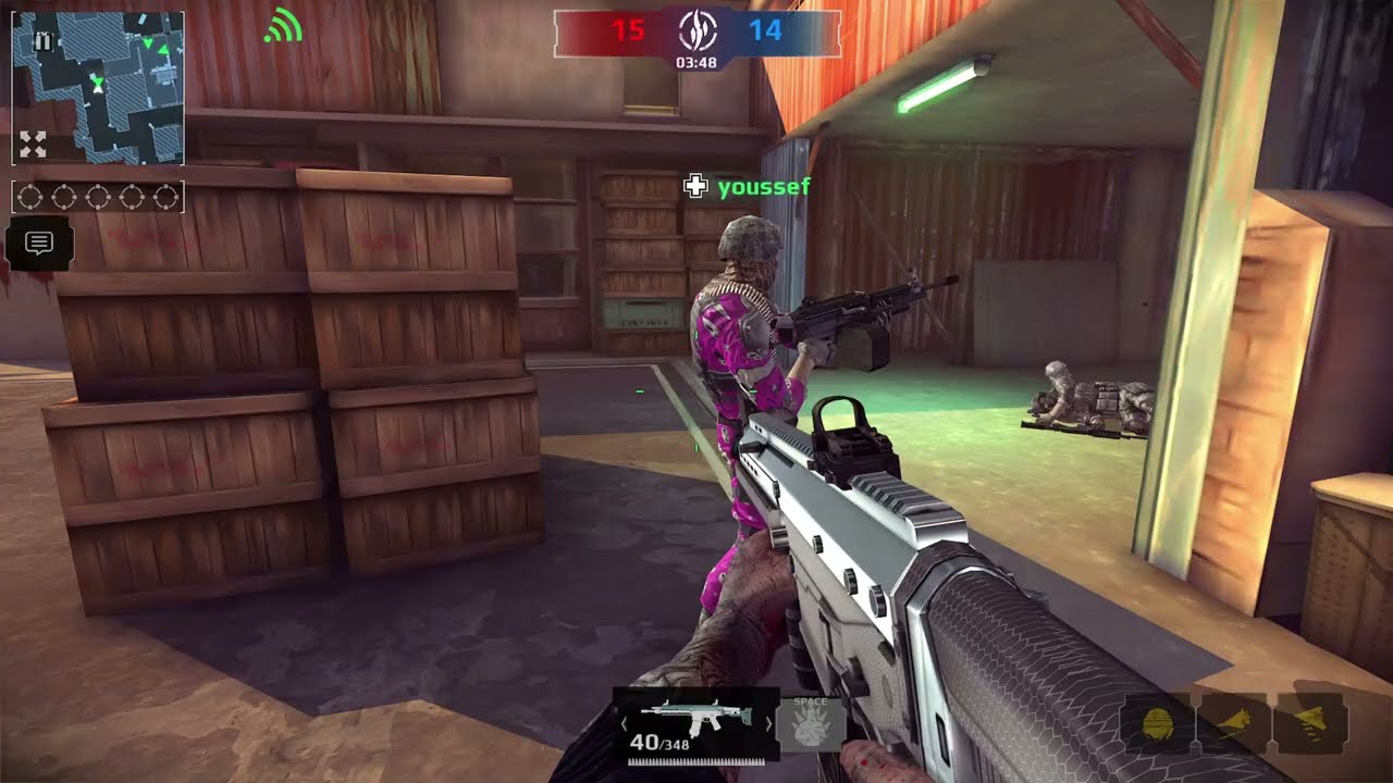 MC5 White Werewolf with PLATINUM RED vs Paragon VLI+GOLDEN SHOTGUN TURRETS