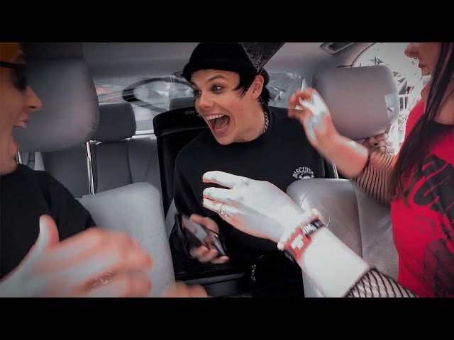 YUNGBLUD – Lowlife // Car Fan Surprise @Rock am Ring (02.06.23) - YouTube