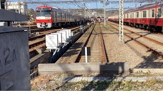 京急線99試運転1000形145〜152編成の通過を眺めた後でさっさと立ち去る鳥鉄と都営浅草線19T急行逗子・葉山行き5500形5523-1〜5523-8編成！【令和5年11月29日水曜日】