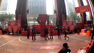 Elecoldxhot Performing For Sox timesquare