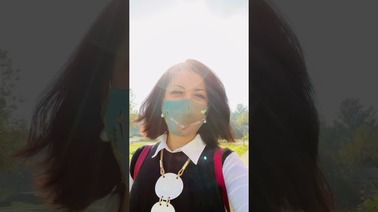 The narrowest street in the world!