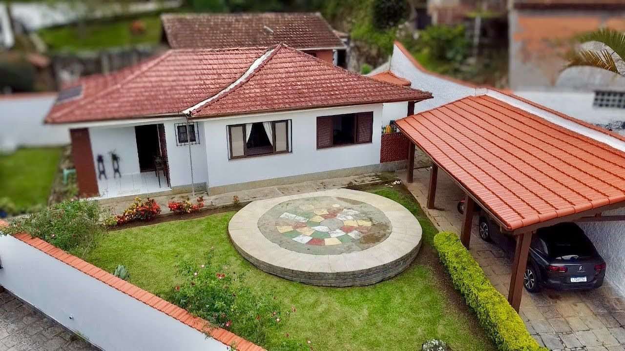 Imóveis em Teresópolis - Casa a venda fora de condomínio com 3 quartos 