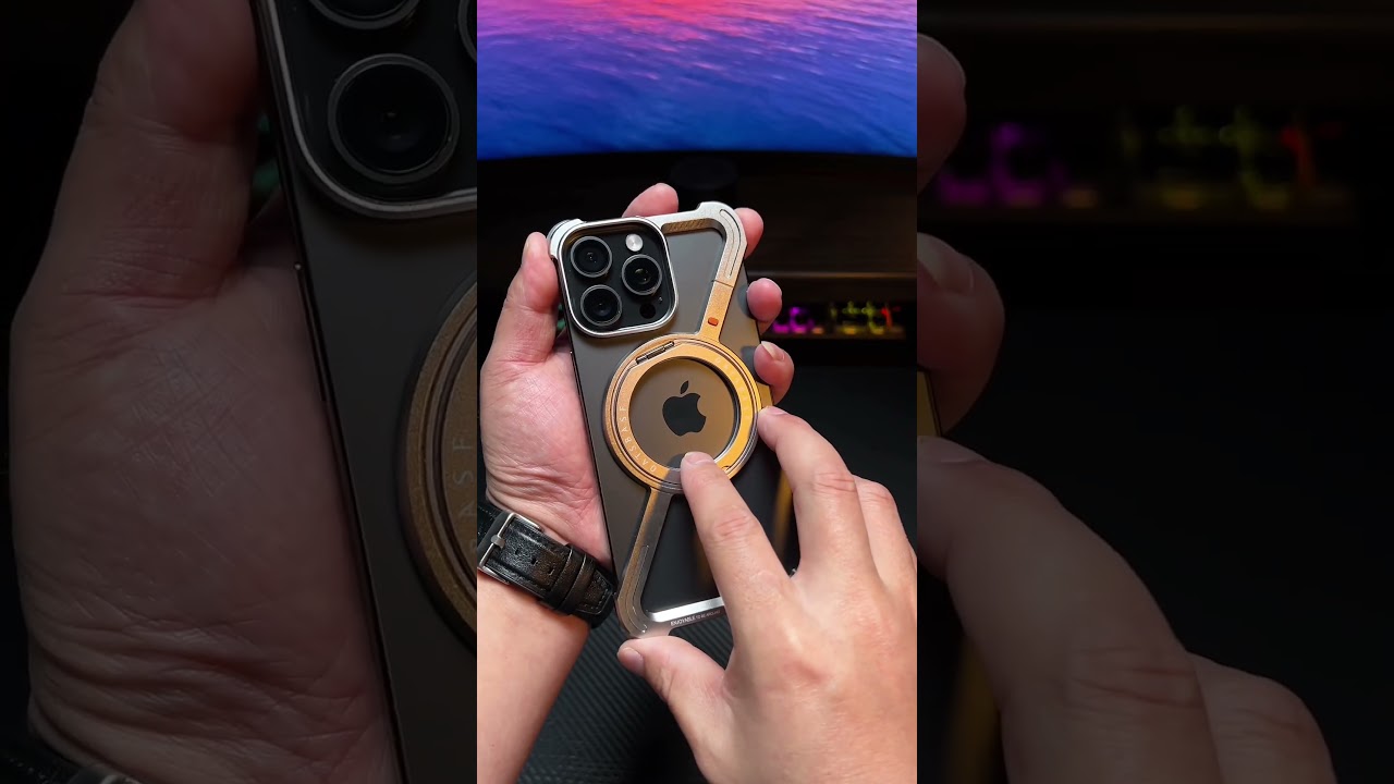 Apple 15promax titanium primary color magnetic bracket metal phone case, Z-shaped design 