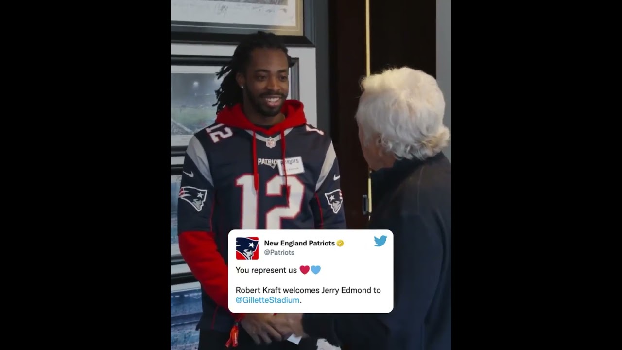 Robert Kraft shared a special moment with this Patriots fan ❤️💙 #shorts