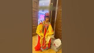 لم يُسمح لهذا الرجل بالصعود على المسرح! 😱 #shortvideo