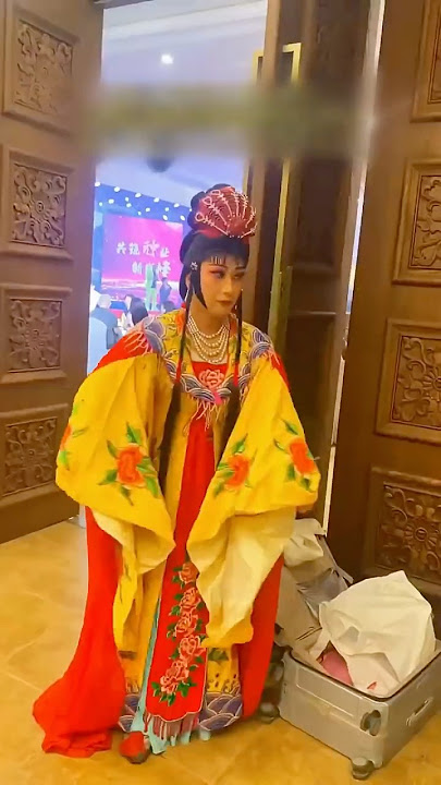 لم يُسمح لهذا الرجل بالصعود على المسرح! 😱 #shortvideo