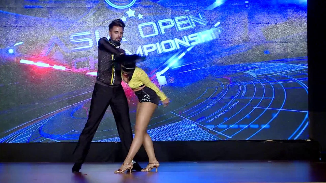 Bachata pro couple Jegatha & Sanjay M J workshop cafe