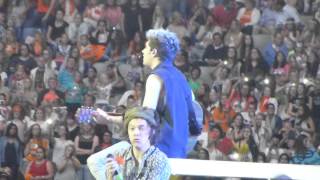 Download Lagu Dont Forget Where You Belong - One Direction - Amsterdam - June 25 2014 MP3 Download Lagu Dont Forget Where You Belong - One Direction - Amsterdam - June 25 2014 MP3