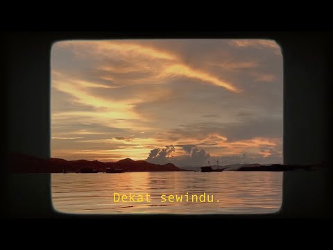 Dekat sewindu.