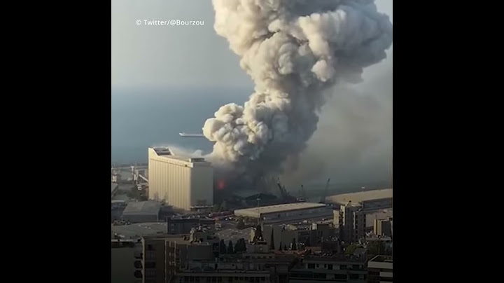 Видео страшного взрыва в Бейруте: кадры как из фильма-катастрофы?