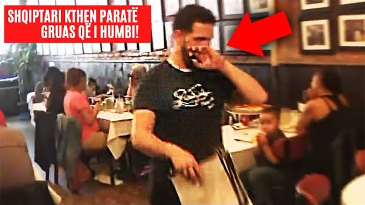 Kamarieri shqiptar gjen zarfin me gjysmë milion dollar dhe ja kthen gruas, ajo e shpërblen..