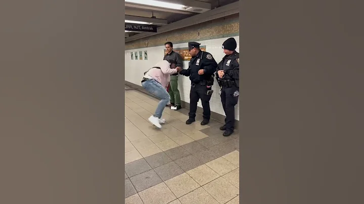 They are clearly living happily in the subway in New York #newyork #shorts