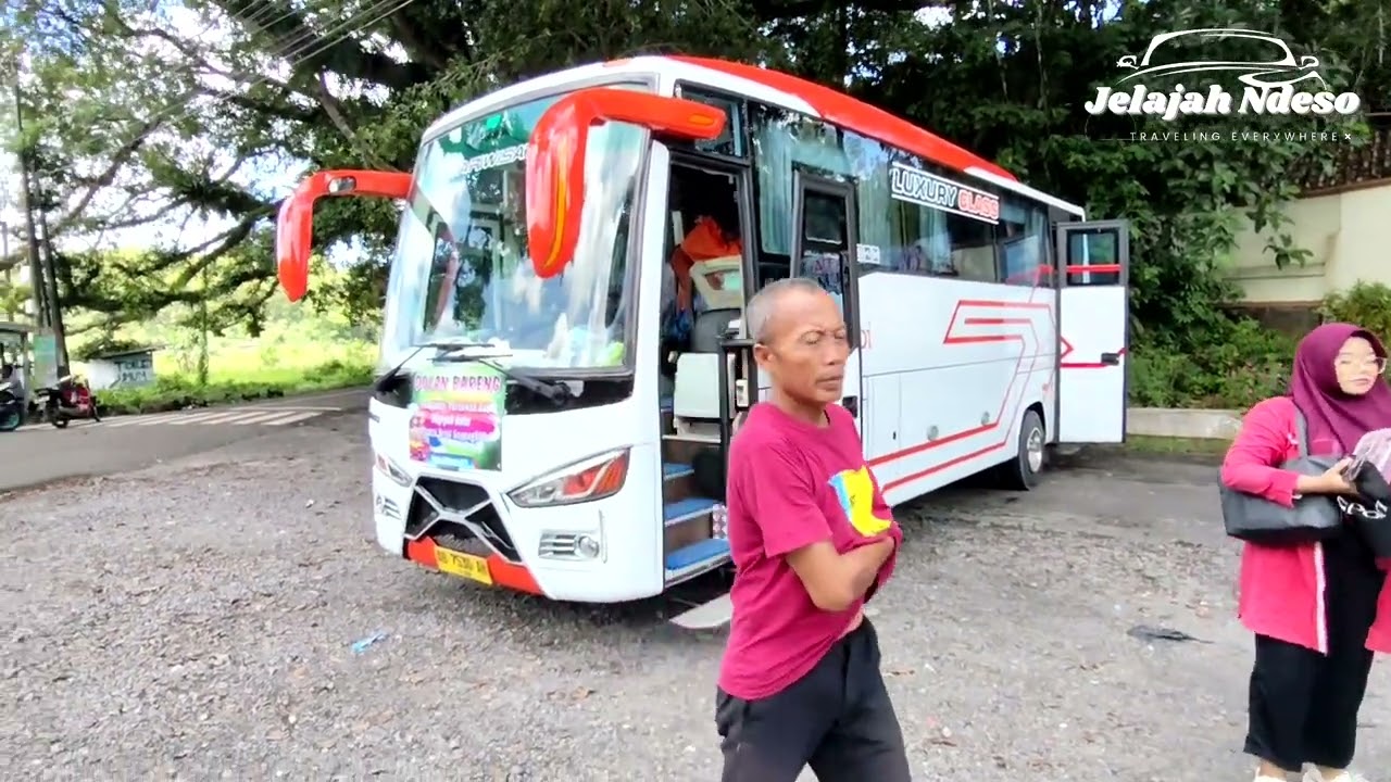 Поездка во вторник была веселой, автобусная версия поездки на скалу.