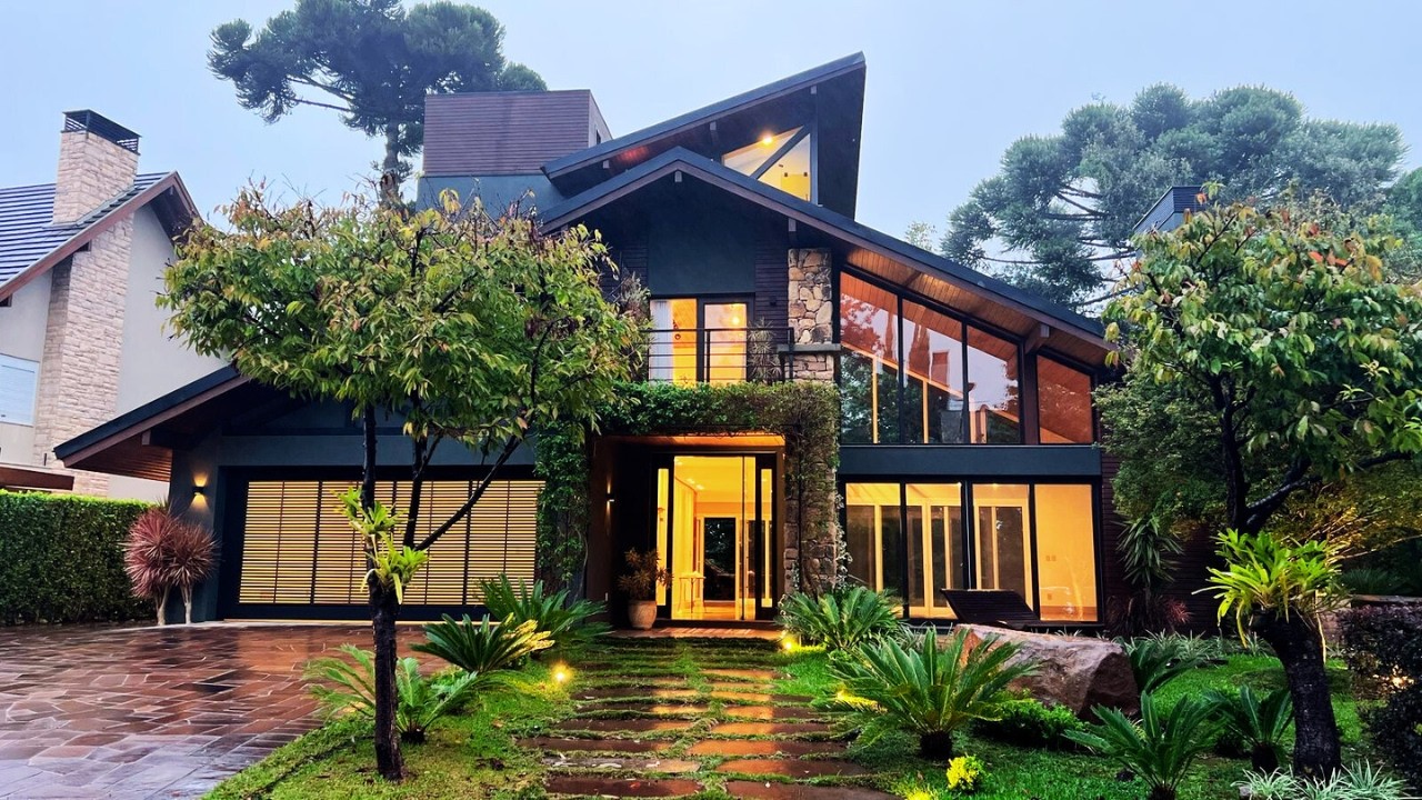 ALPHAVILLE GRAMADO MANSÃO DE LUXO COM ARQUITETURA DA SERRA GAÚCHA!