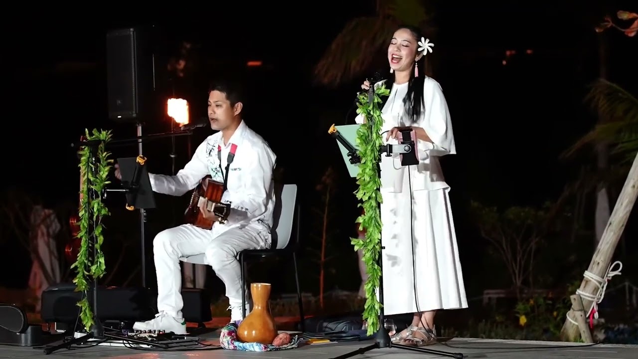 カイマナヒラ ハワイアンショー at ハレクラニ沖縄