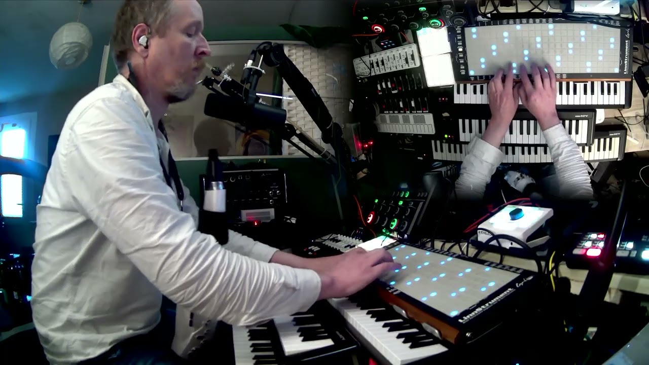 Prelude to the Disconnect - the final impro before the total studio rebuild