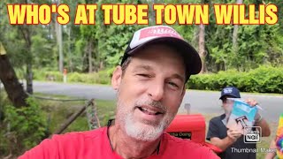 WHO'S AT TUBE TOWN WILLIS
