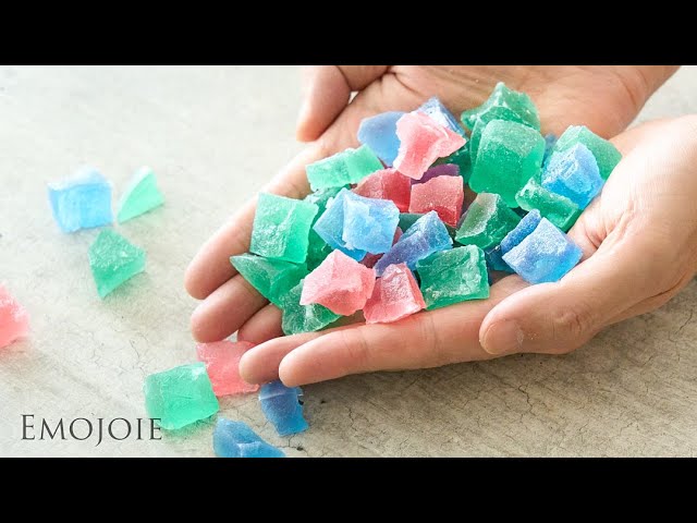 DIY Beautiful Gummy Candy Crystals! (Kohakutou Gems) 