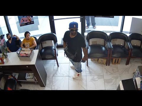 Video shows failed robbery attempt at nail salon as customers ignore would-be robber