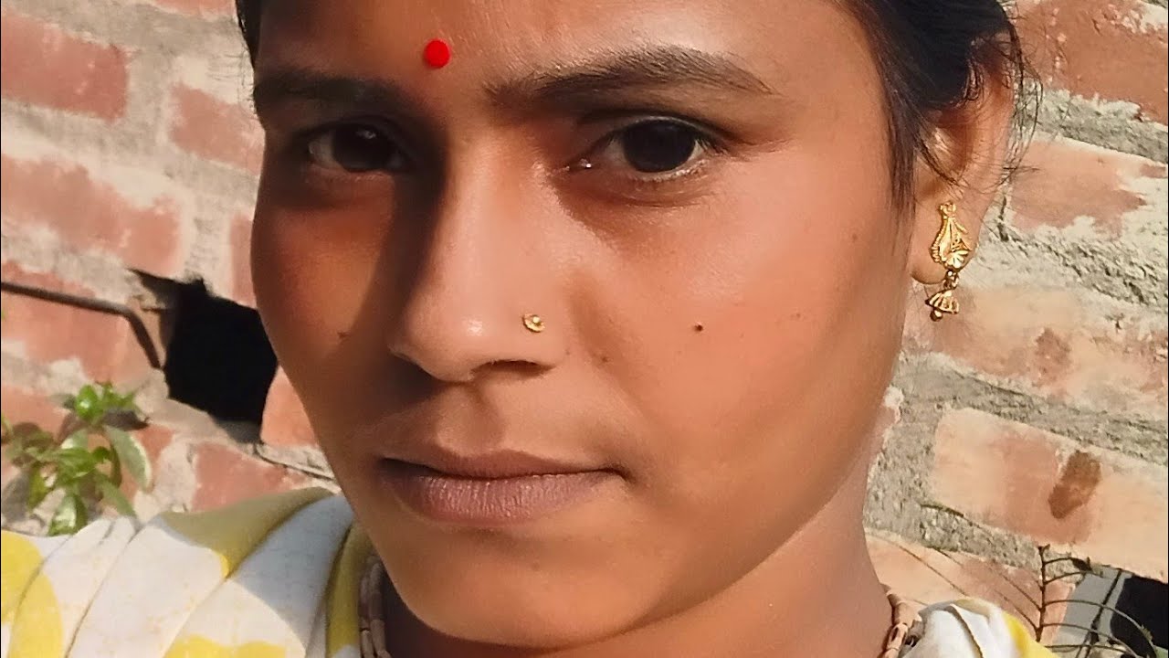 Pampa Mondal is live💃all friends Chole aso bondhura amar songe adda dite