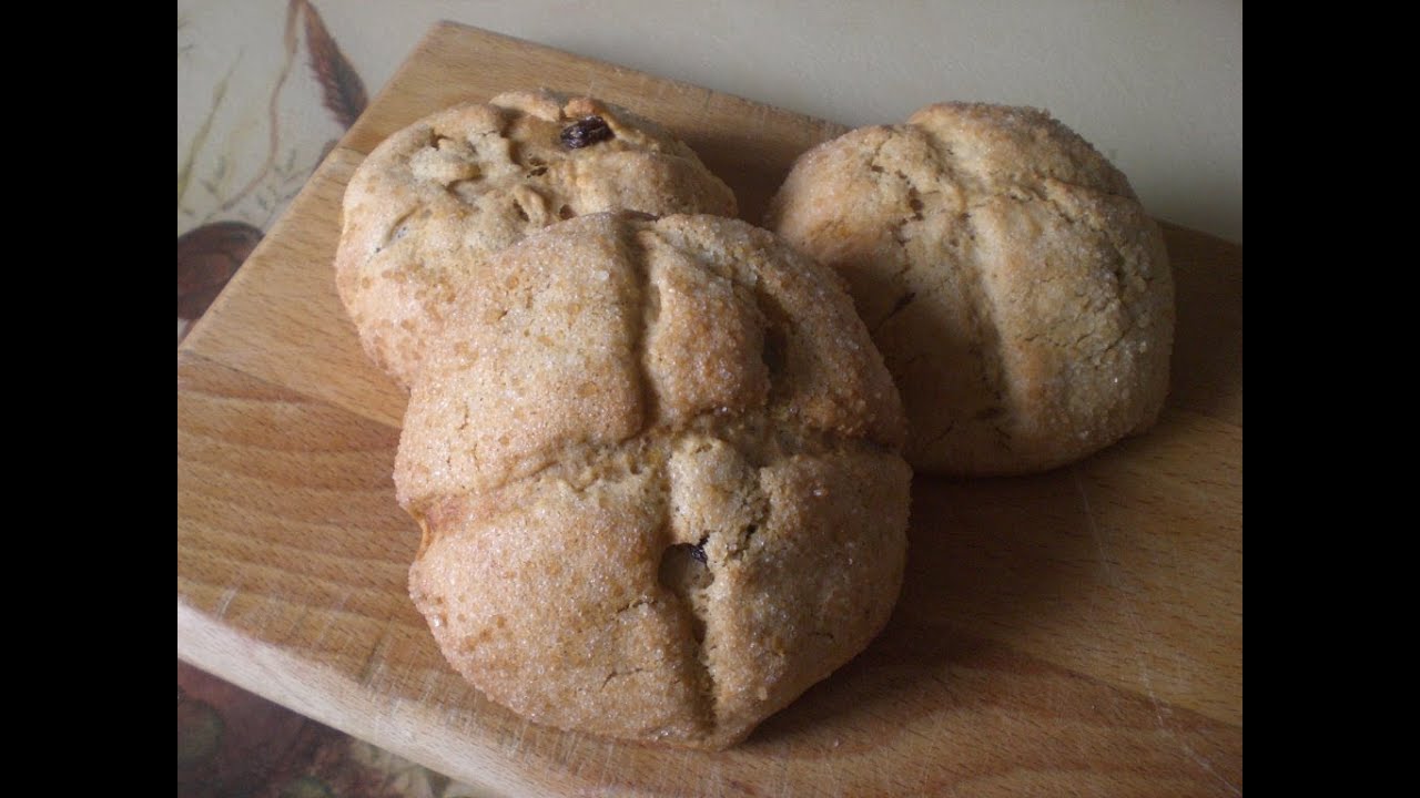 Hot Cross Gingerbread Melon Pan