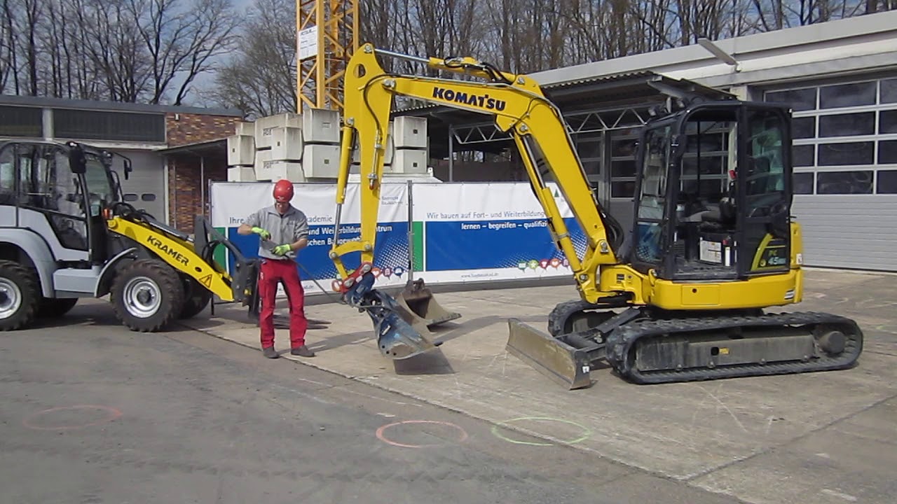 Update Löffelwechsel an einem Minibagger