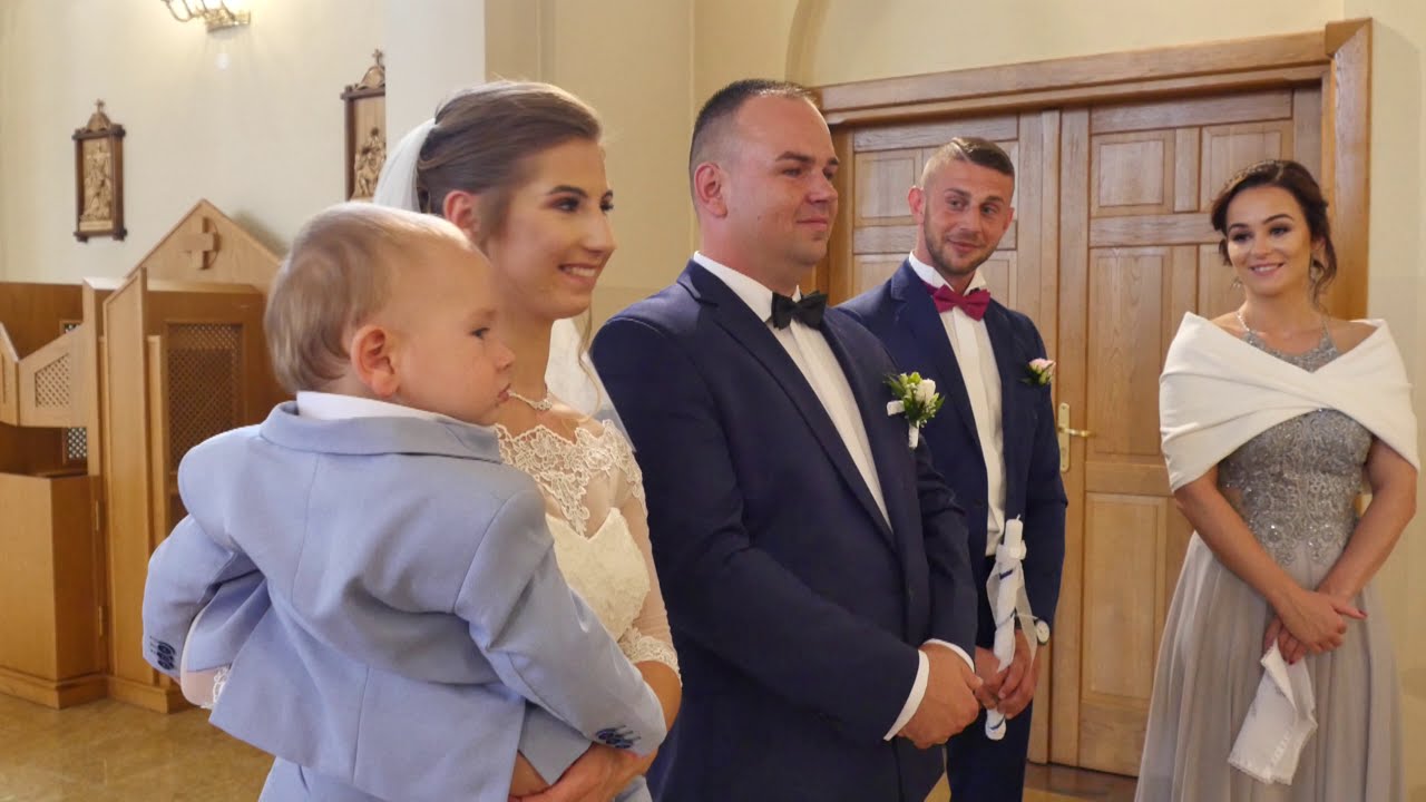 Chrzest święty - przebieg ceremonii chrztu W CZASIE UROCZYSTOŚCI ŚLUBU - jak wygląda msza ŚWIĘTA