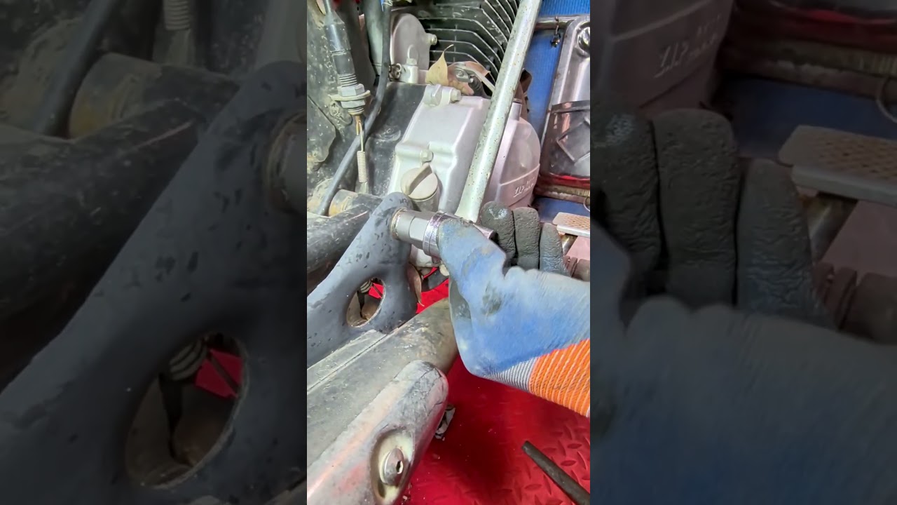 Genius REVERSE Thread Socket Saves the Day