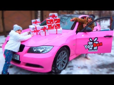 Как дети поделили ПОДАРКИ от YouBox Настя хочет Розовый BMW Сюрприз Бокс для детей